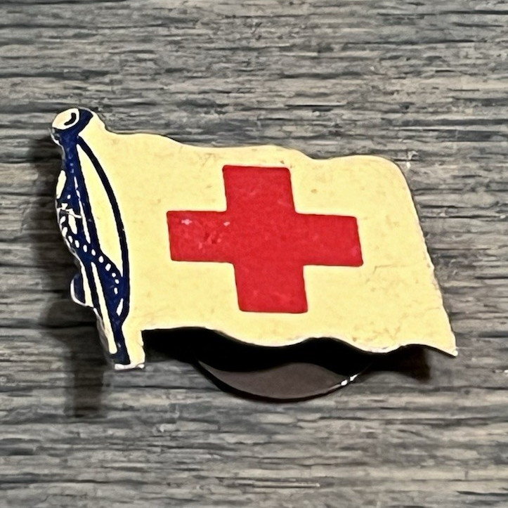 Red Cross Flag Pinback Badge Collectible Red Cross Theme Pin Back Button