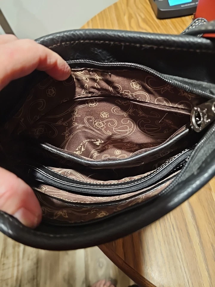 Montana West Sugar Skull Studded Crossbody Purse . Adjustable Shoulder Strap . - Image 3 of 4