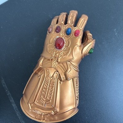 Marvel Avengers Infinity Wars: Thanos Infinity Gauntlet Glove w Light Up Stones