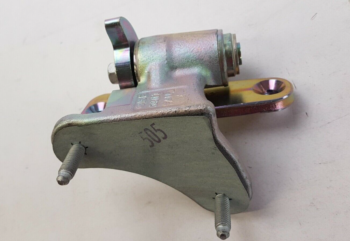 MERCEDES-BENZ C W204 Front Left Lower Door Hinge A2047200337