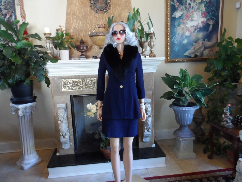 Traje falda punto azul marino St. John con cuello de piel sintética extraíble talla 4/6 Foto 2 de 4