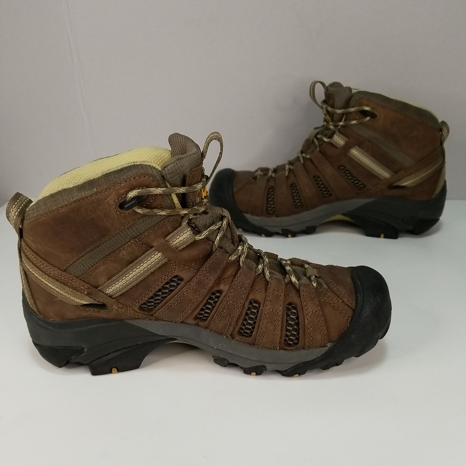Scarpe da passeggio Keen Voyageur escursionismo donna taglia 8 5 marrone scamosciato nero
