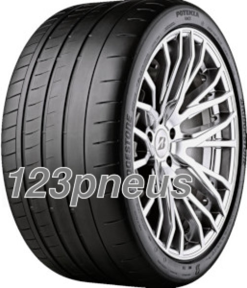 Bridgestone Potenza Race pneu semi-slick 235/40 ZR18 avec protection de jante intégrée