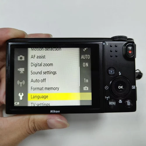 Nikon COOLPIX S9600 Digital Camera 16.0MP 22x Optical Zoom Black - Picture 10 of 10
