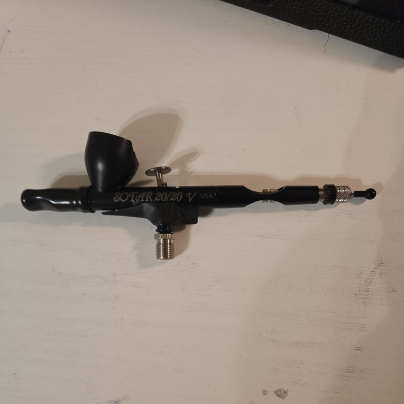 Badger Air-Brush Co. - Sotar 20/20 Gravity Feed Airbrush, 2020-2F