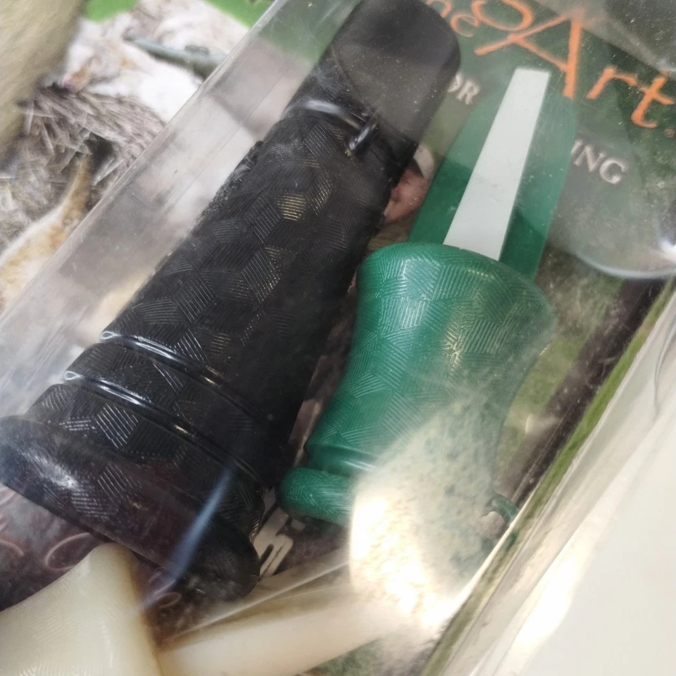 Primos Dog Catcher Predator Call Mod 370 Mastering the Art Predator Pak DVD - Image 3 of 4