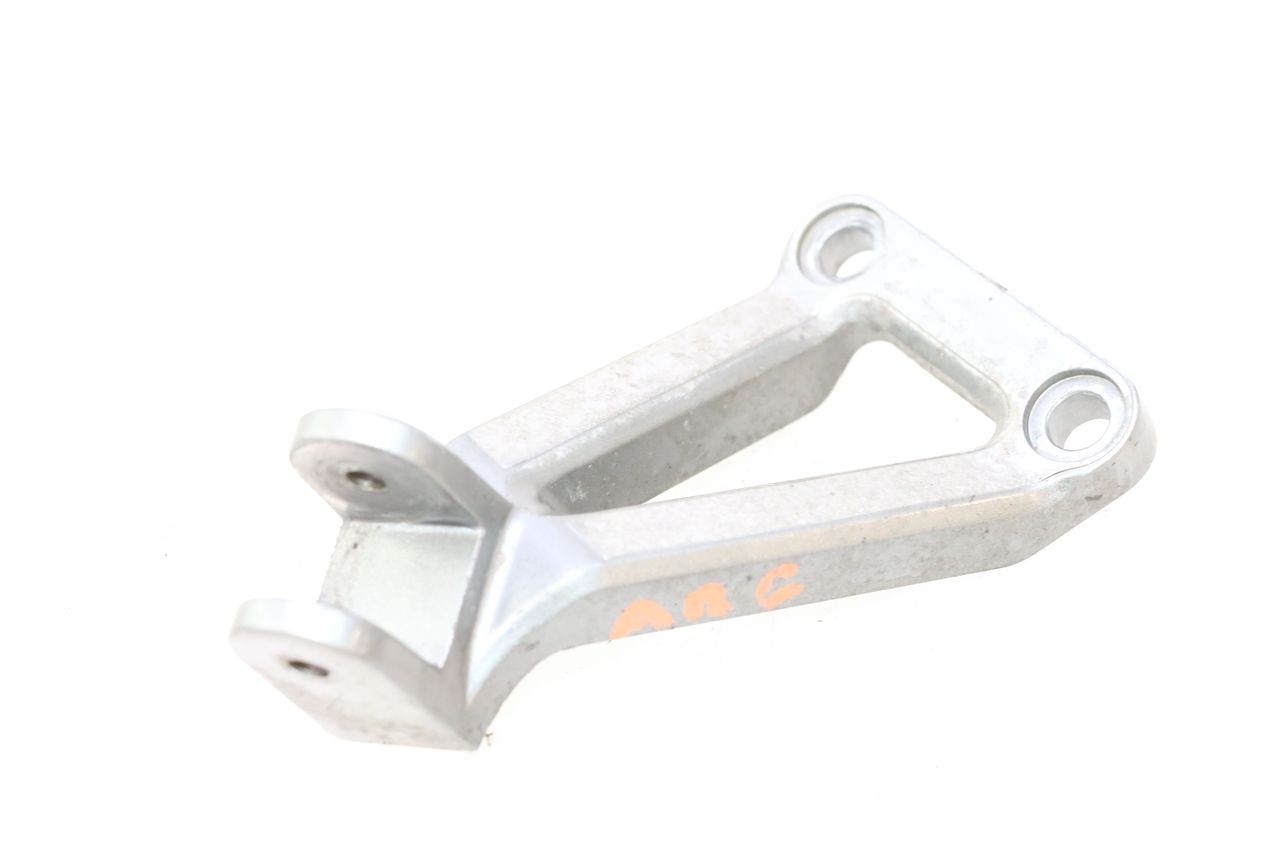 LEFT REAR FOOTREST MOUNT - KAWASAKI ZX-6R ZX6R 600 (1995 - 1997)