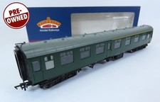 BR MK1 CK Coach Corridor Composite (SR) Green OO Gauge Bachmann 39-128C