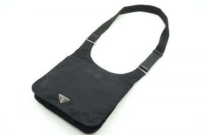 PRADA Triangle Logo Plate Schultertasche Crossbody Tessuto Nylon Schwarz 7076h