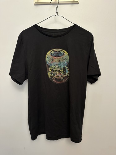 2 Limited Edition Apple T-Shirts: HomePod & AirPods Technical Drawing Design