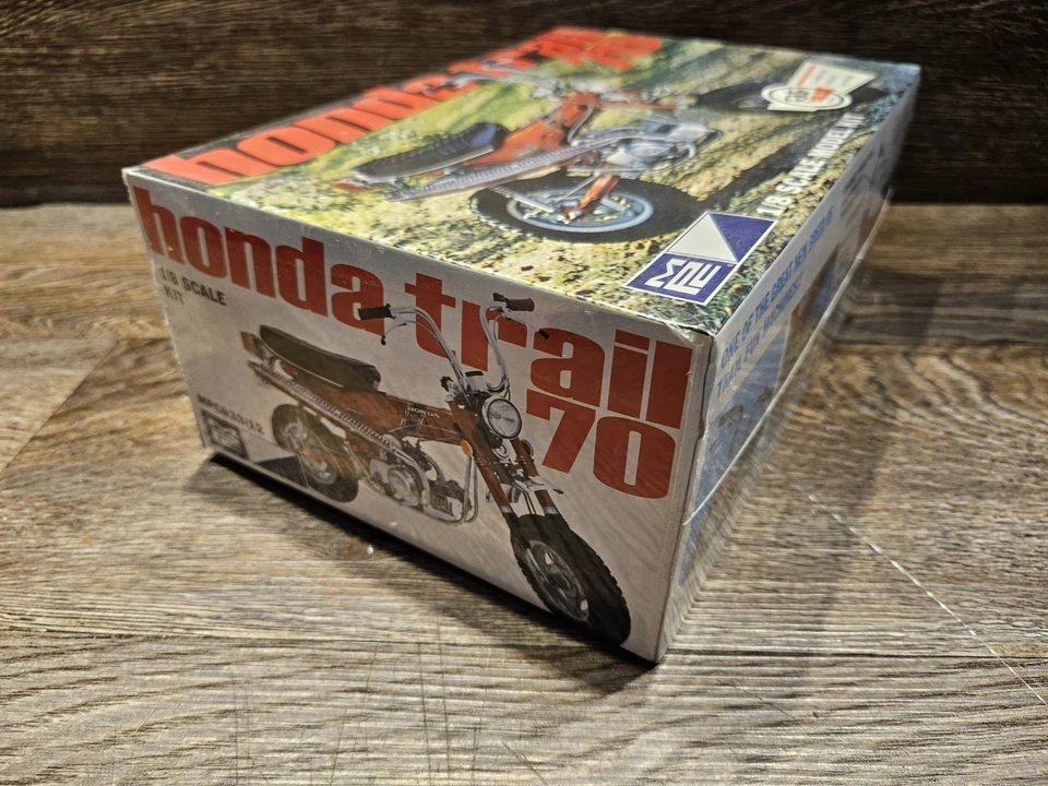 MPC - Honda Trail 70 CT70 - 1/8 Scale Model Kit #833/12 - Factory Sealed- RARE! - Image 2 of 3