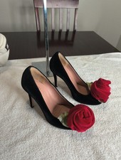 Valentino Red Rose Velvet Pumps Sz 35, 5