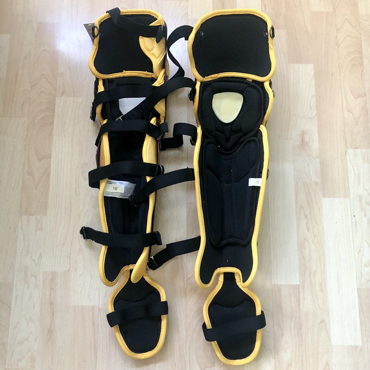 NEW Nike Diamond Elite Catchers Leg Guards Maroon/Yellow 16 NEW Nike Diamond Elite Catchers Leg Guards Maroon/Yellow 16