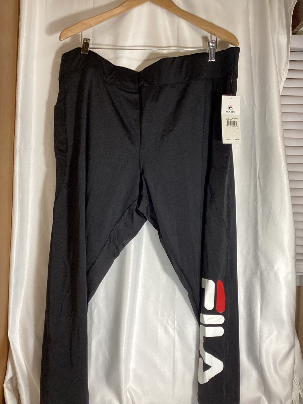 leggings sportivi fila neri taglia 4x nuovi con etichette tasche