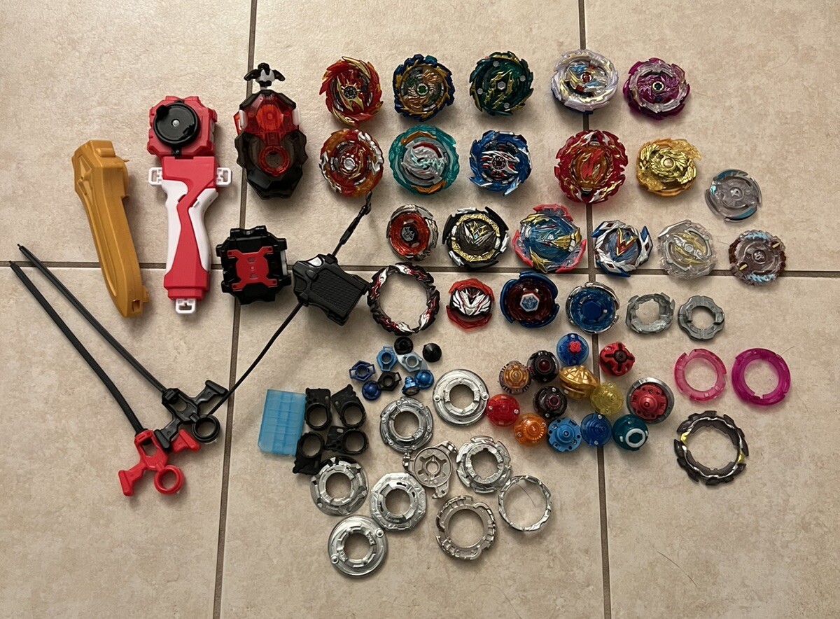Beyblade Lot Of Mixed Parts RARE (L)