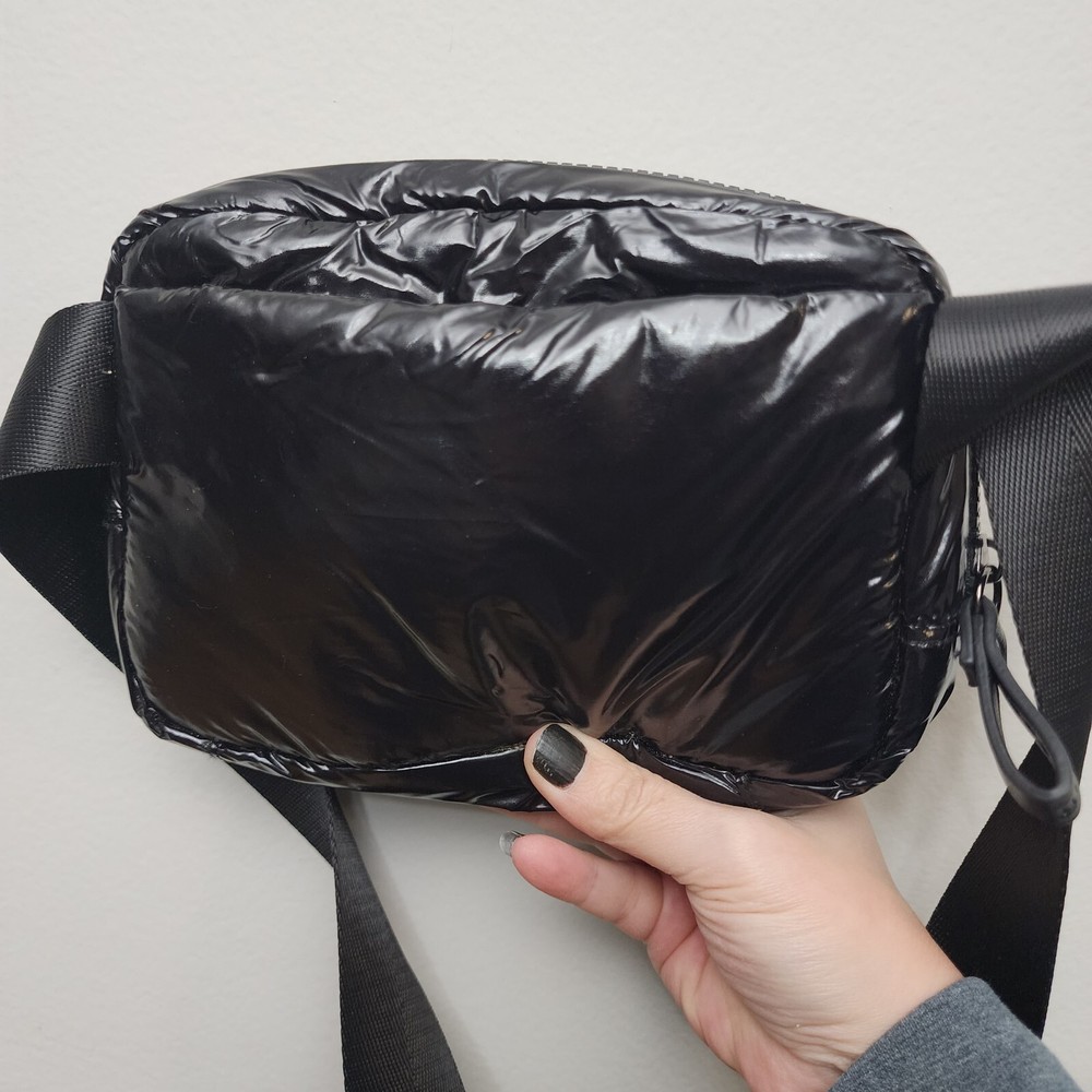 Danskin Black Metallic Crossbody Belt Bag with Flaws