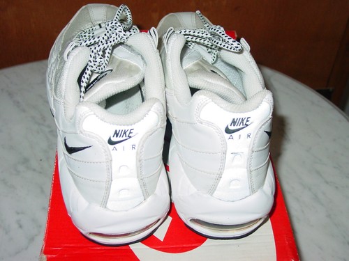 Scarpe da corsa Nike Air Max 95 2014 nero/bianco 609048-109 taglia 8,5 con scatola! - Foto 5 di 16