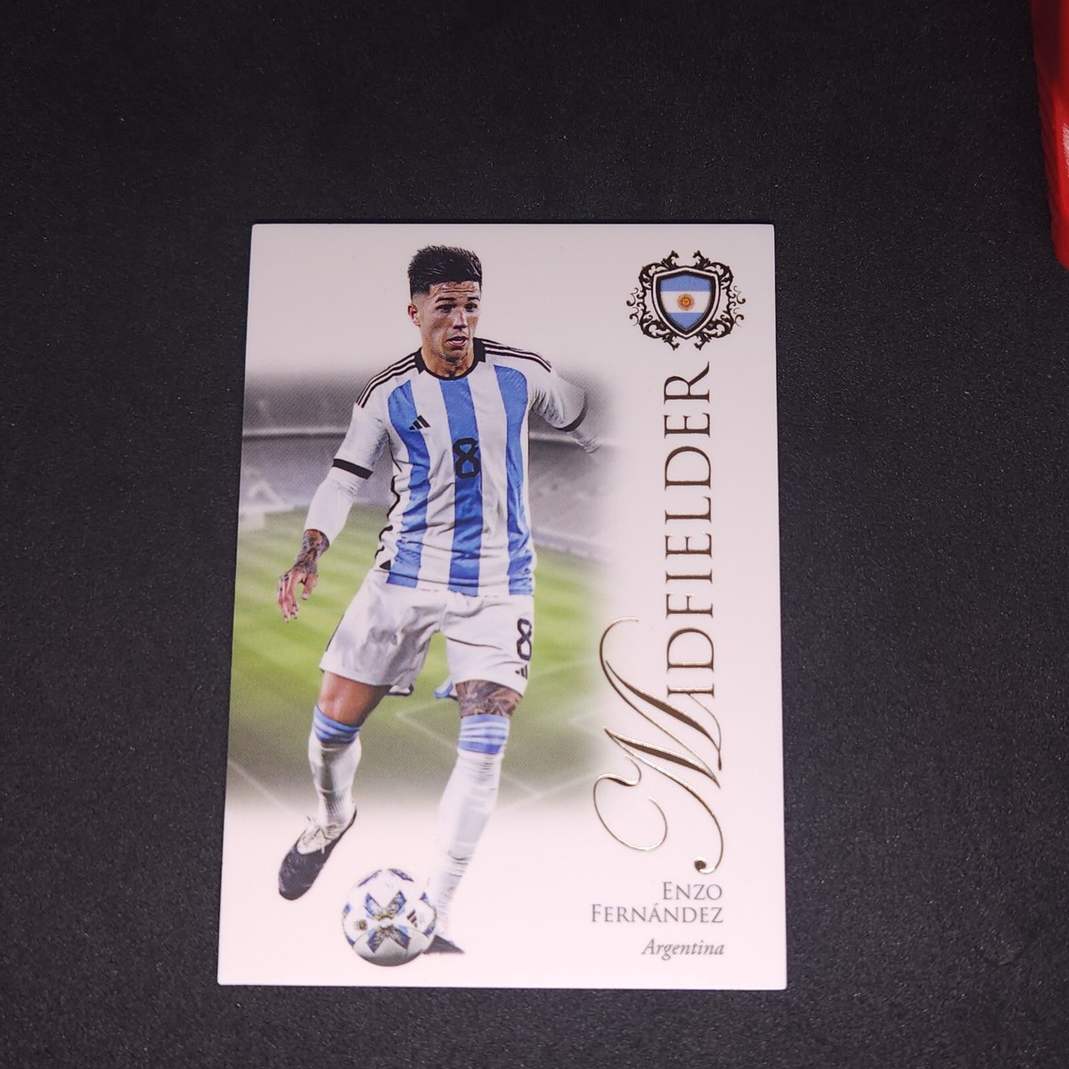 2023-24 Futera Unique World Football - Midfielders Enzo Fernandez 