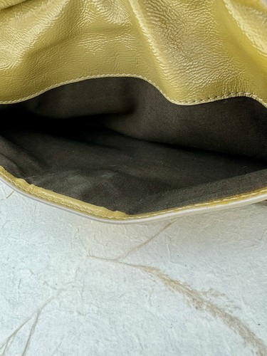 Yves Saint Laurent (YSL) Sac Dandy Medium Beige Patent Leather Tote NICE - Picture 11 of 24