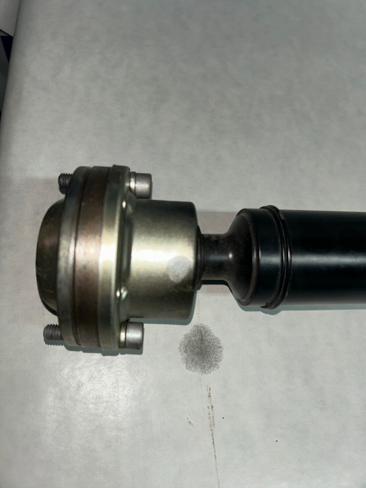 Audi R8 5.2 Rear Driveshaft Driveline Propeller Shaft - 420521101C