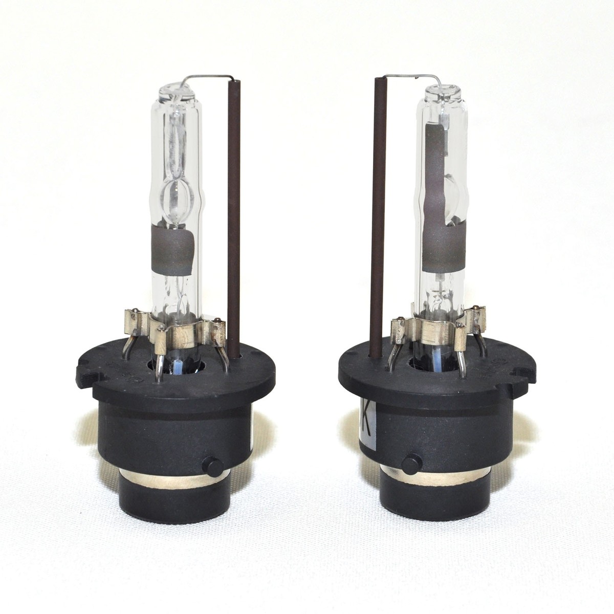2 Ampoules Xénon D2R 6000K - 35W - Pour Renault Laguna II - Blanc Clair - Neuf