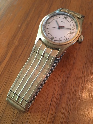 Vintage Harman Mens Wrist Watch Gold Tone Seems To Work - Selling As Is - Picture 3 of 9