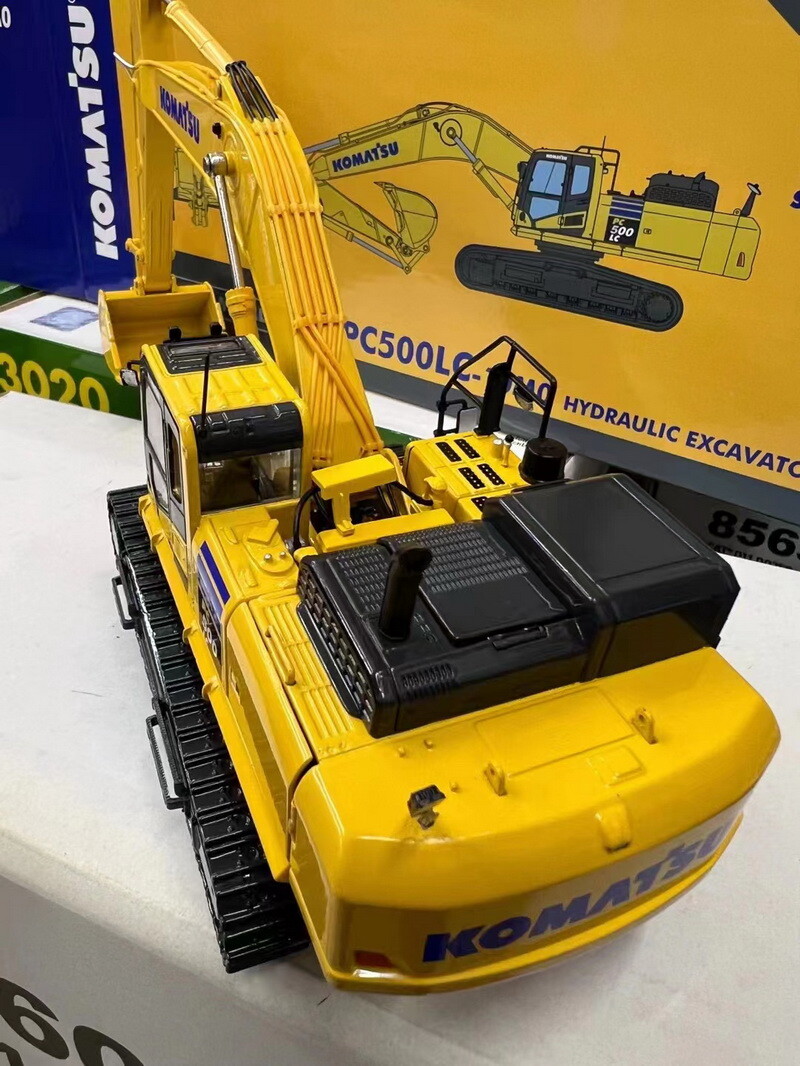 コマツ 1/43 KOMATSU PC500LC-10MO カスタム 1/43 Scale KOMATSU PC500LC-10MO Hydraulic Excavator Diecast