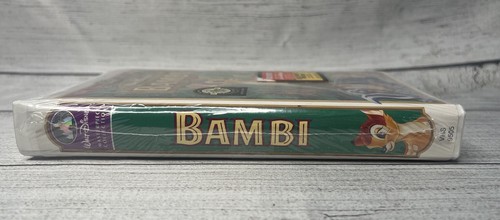 Vintage BAMBI Walt Disney Masterpiece VHS Tape Clamshell Case SEALED - Picture 3 of 4