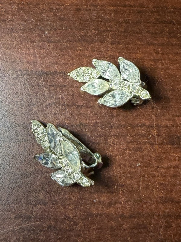 Vintage Clip-on Earrings With Gem Stones