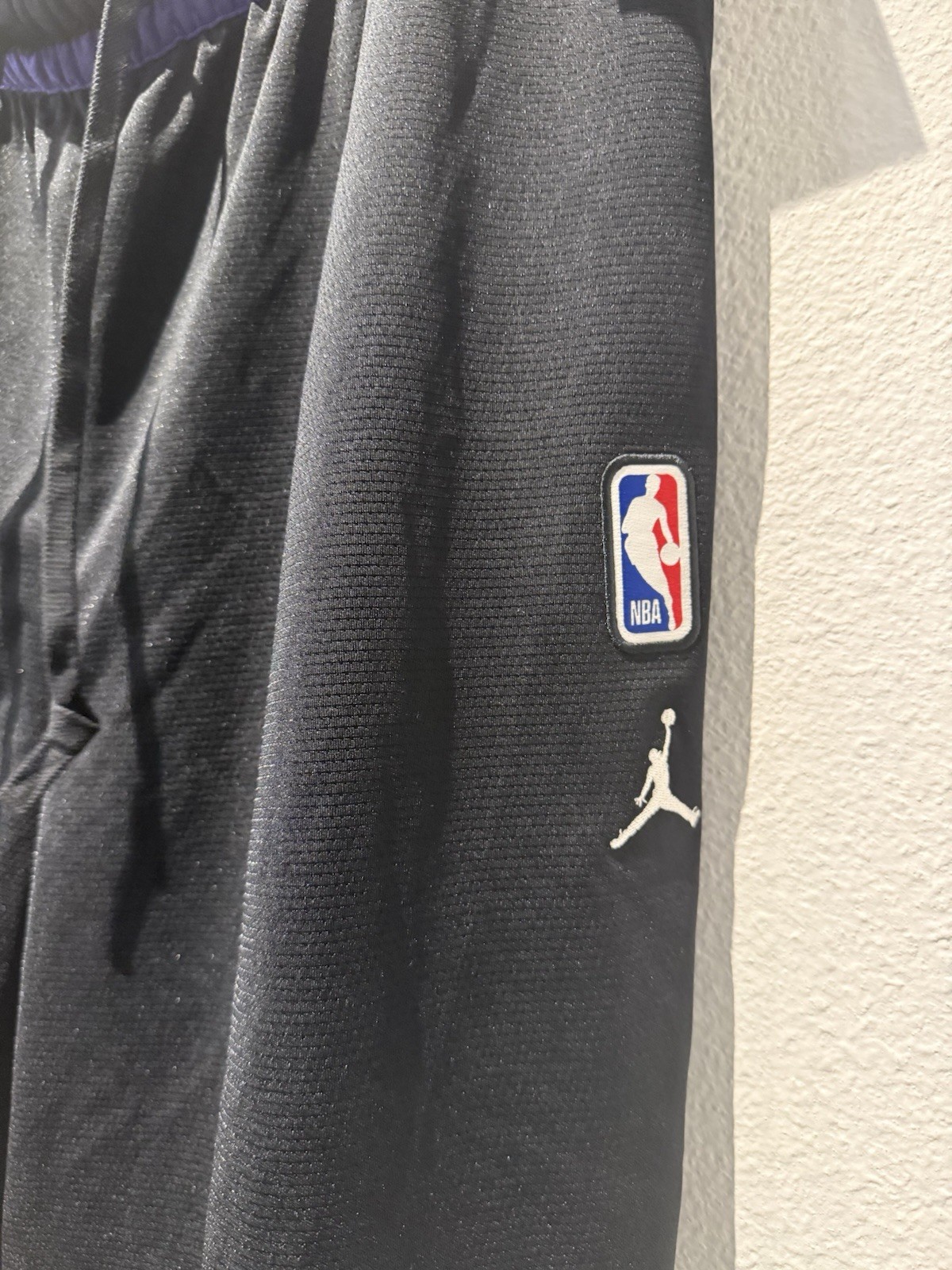 NWT Mens XXL Jordan Nike NBA Charlotte Hornets Player Practice Shorts FA21 thumbnail 4