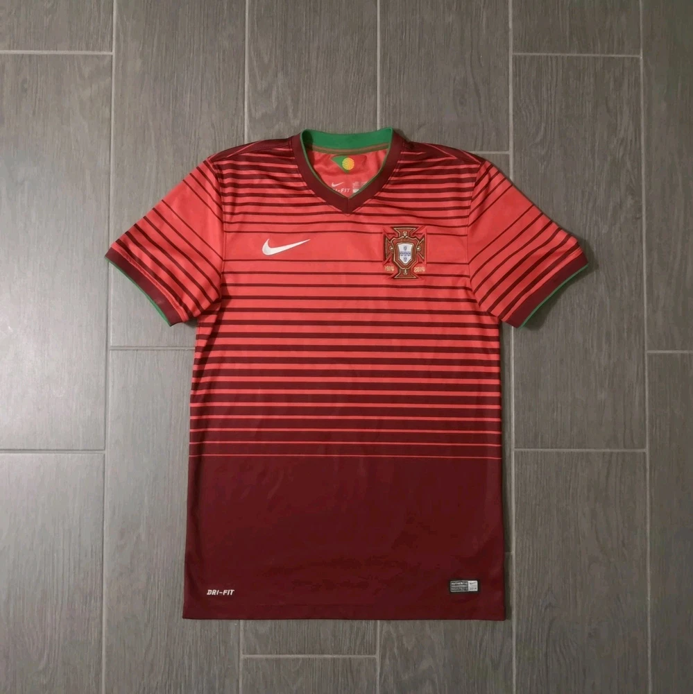 Portugal 2014 WM Trikot Größe: S Fußball Streatwear Nike Fans Sport