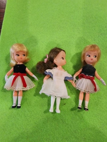 Vintage Hasbro Dolly  Darlings Assortment Lot Very Nice!