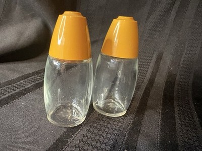 Gemco Salt Pepper Shakers Harvest Gold Butterfly Vintage