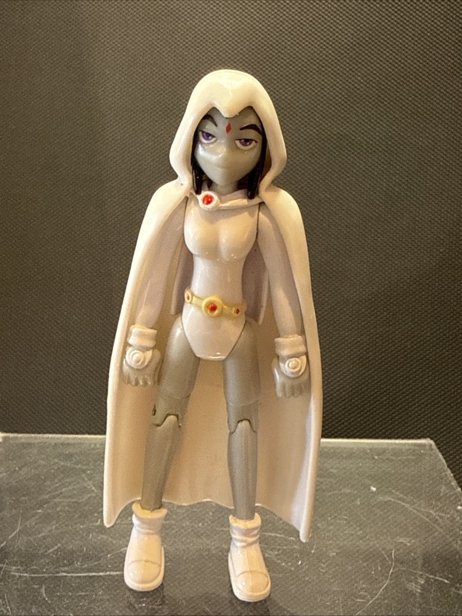 BANDAI - RAVEN Teen Titans White Raven With Cape Bandai 3.5 Inch Figure