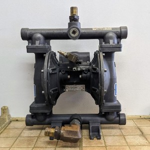 Graco Husky 1050 Double Diaphragm 1" Pump
