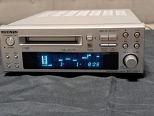 ONKYO MD105FX Mini Disc Recorder Silver High Speed Audio MD Good Silver
