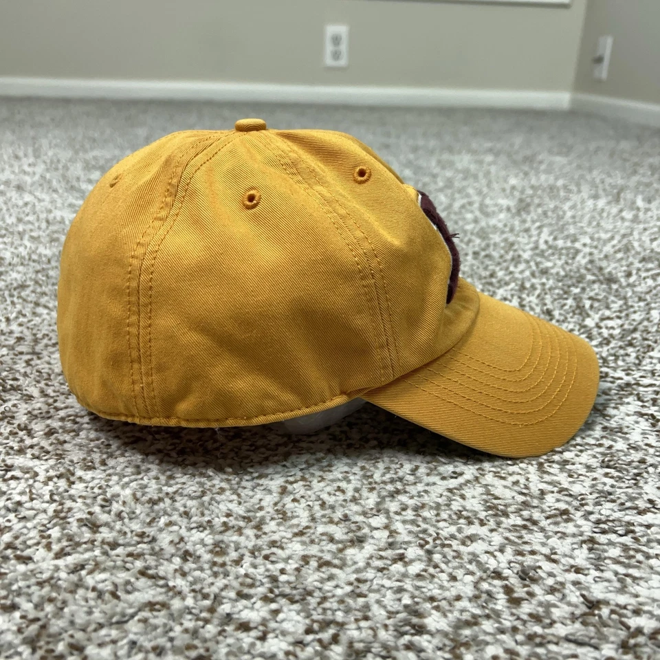 Minnesota Golden Gophers Hat Cap Extra Large Fitted Mens Gold NCAA Football - Image 4 of 4