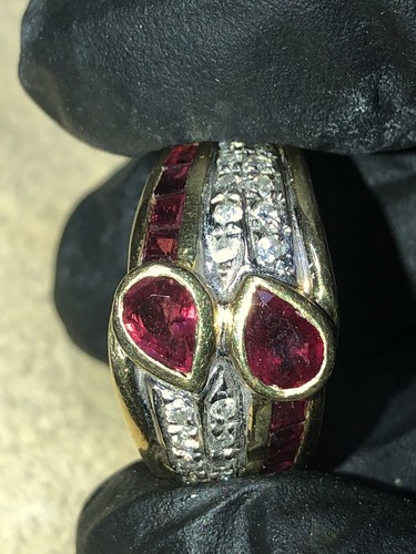 ANELLO CON DIAMANTI E RUBINI - Foto 9 di 11