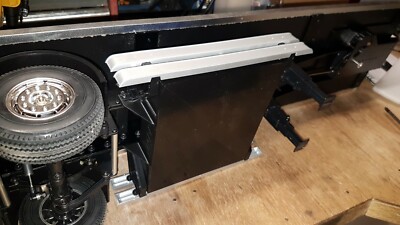 JAPP Hercules Tamiya Anhänger Unterdeck Stealth Palettengurt Ablage