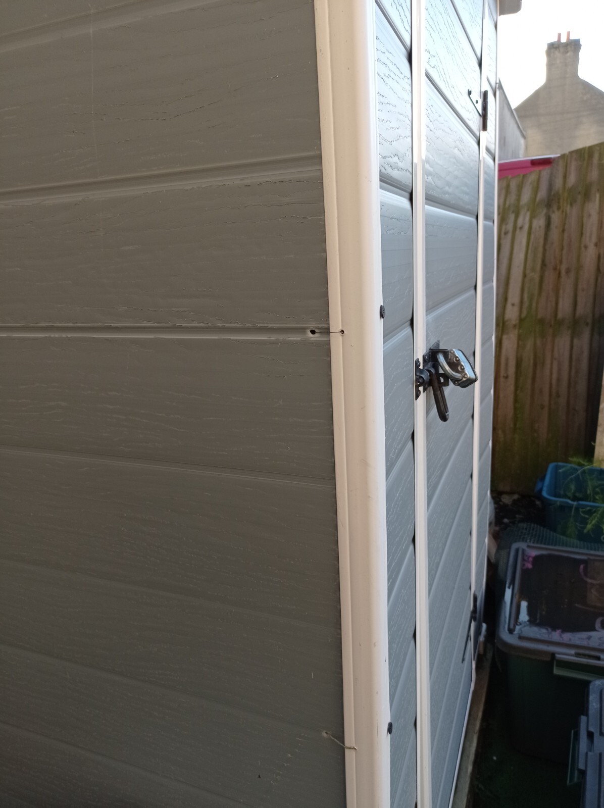 Keter Manor Outdoor Garden Storage Shed 4 x 3ft. Grey / Collection