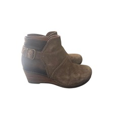 Dansko Women's Shirley Boot Size 8.5 Wedge Heel Brown Tan Nubuck Bootie N
