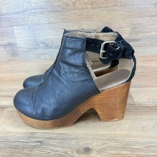 Free People Size 10-10.5 Amber Orchard Clog Wood Platforms Black Leather