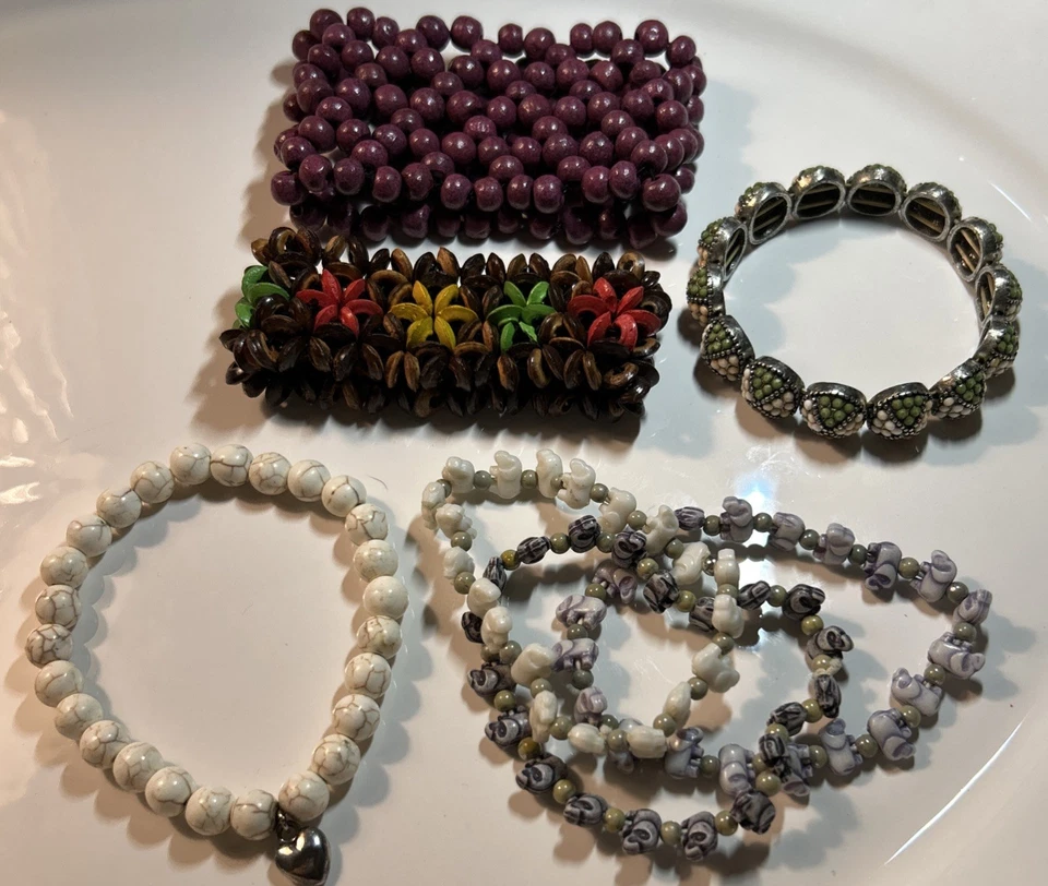Lote 7 Pulseras Boho Cuentas Madera, Vidrio, Piedra Howlita, Dije, Mosaico, Elefante Foto 3 de 4