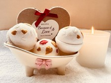 Bath Bomb Gift Set for Her – 3 Luxury Bath Bombs in Heart Gift Box / Handmade UK