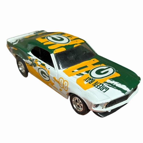 1969 Ford Mustang Boss 302 Green Bay Packers ERTL Collectible Bank Made In 1998