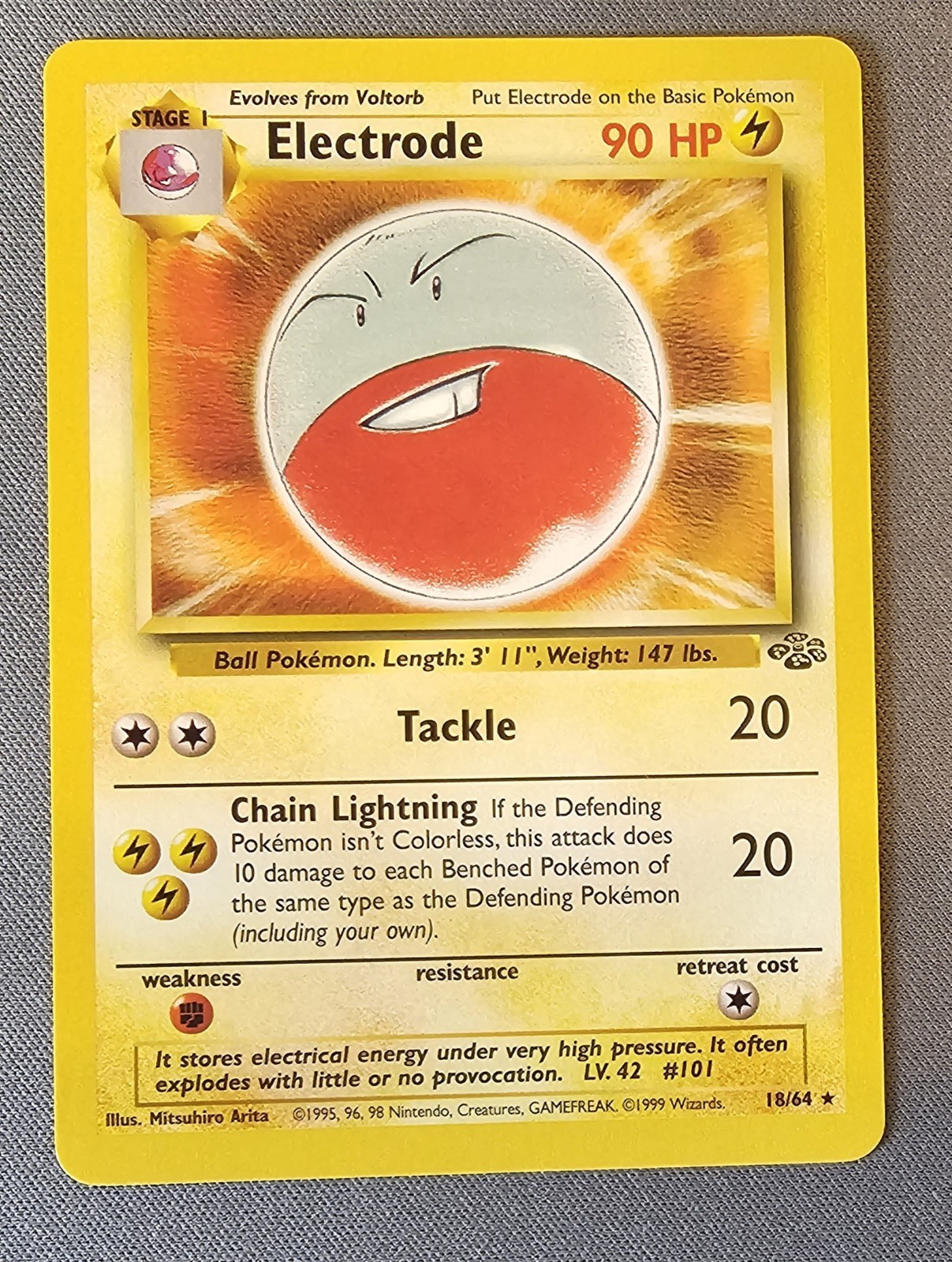 M/NM - Electrode - 18/64 - Jungle - Pokemon Card
