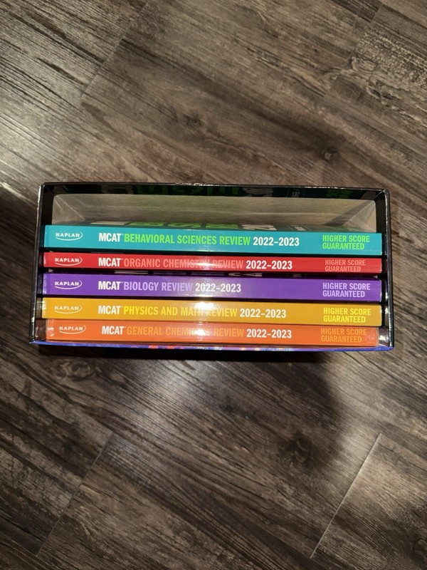 Kaplan MCAT Books 2022-2023 Kit