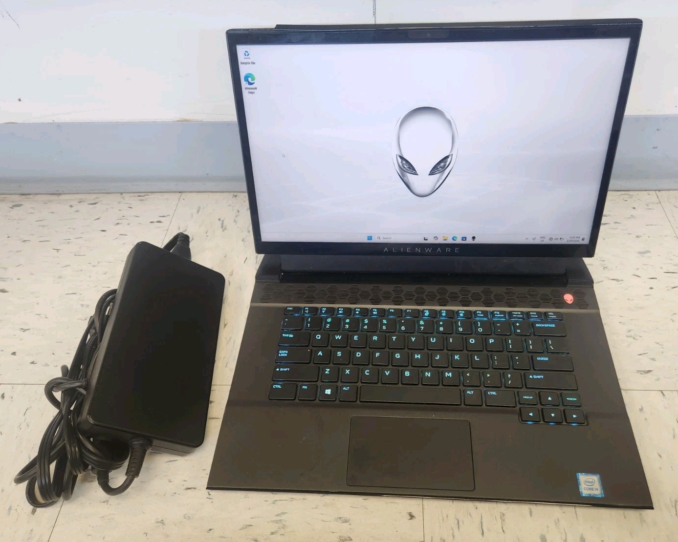 Dell Alienware m15 R2 Gaming Laptop