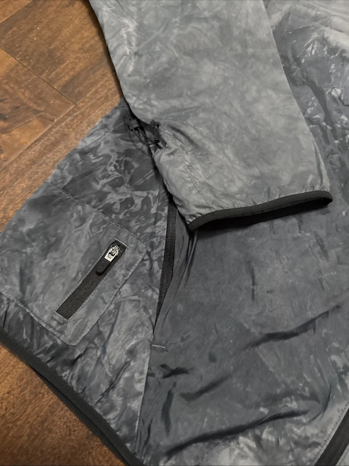 NUEVO CON ETIQUETAS Nike Trail Chaqueta de Correr Ligera Gris FN6583-010 Para Mujer Talla L. B2 Foto 3 de 4