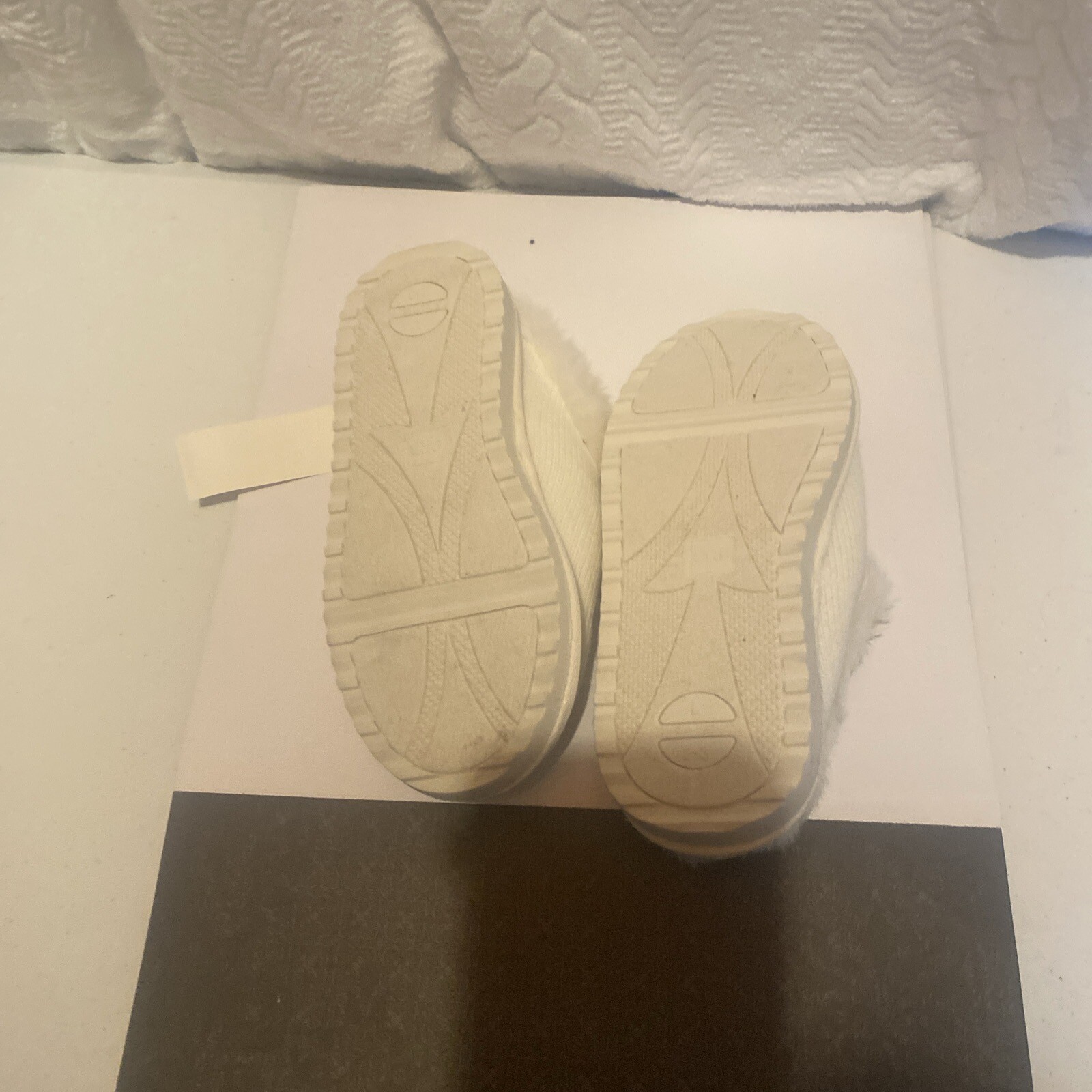 SAOLA Pantofola foderata in pelliccia cuore e chiave per bambina taglia grande 2 3 suola antiscivolo per esterni